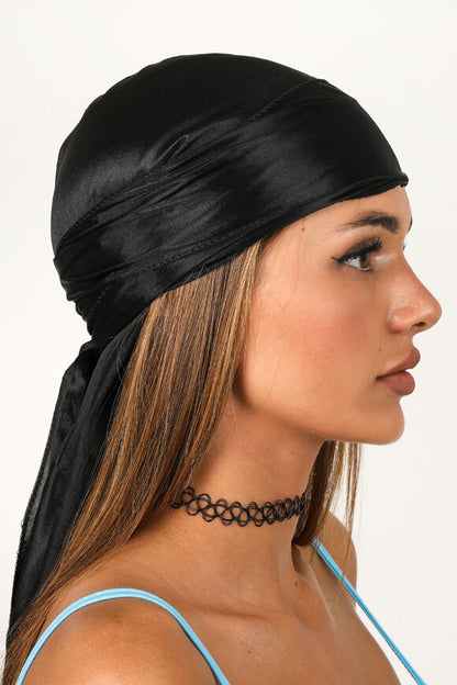 Durag en Satin Noir pour Femme - Style Tendance et Protection Capillaire
